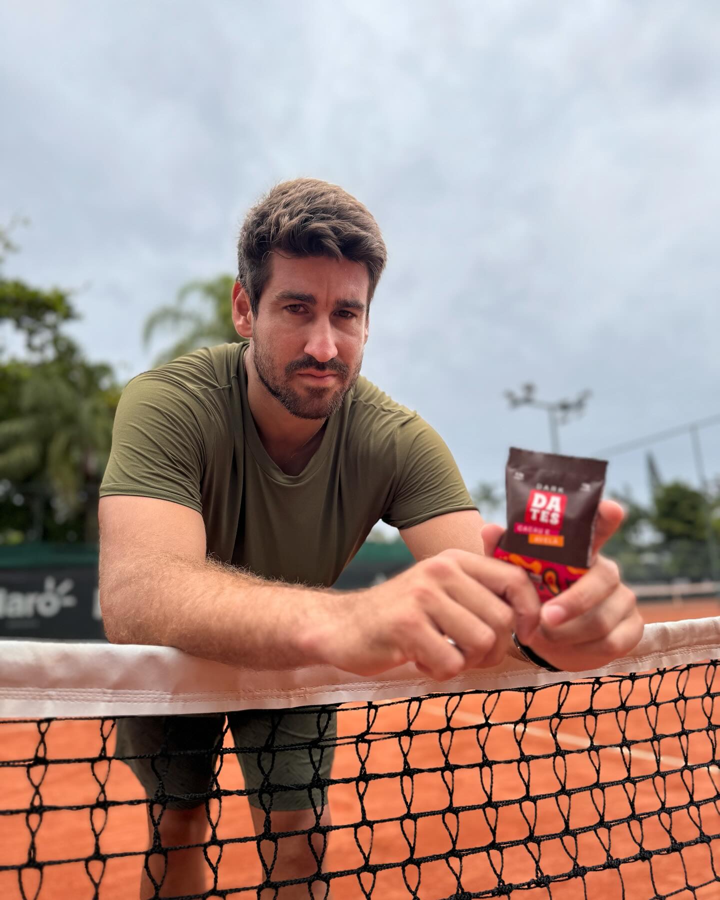 Dates Dark